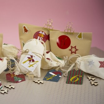 24 Geschenktüten Papiertüten Geschenktaschen für Weihnachten Kinder Geburtstag Mitgebsel