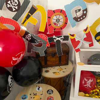 Happy Birthday Geburtstag Party Deko Set - Piraten Girlande + Konfetti + Totenkopf Ballons für Jungen