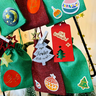 12 Jutebeutel mit Zugband Jute Säckchen Beutel Stoffbeutel für Geschenke als Deko Weihnachten grün