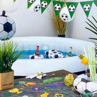 Fußball Deko Set für WM Motto Party Kinder Geburtstag - 10x Ballons + Wimpel Girlande + 18x Konfetti