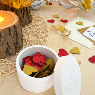25 Holz Herzen rot Glitzer Konfetti Holzdeko Tischdeko Streudeko für JGA Hochzeit Valentinstag Party zum Basteln