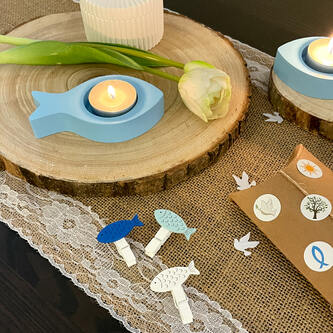 Fisch Teelichthalter 2er Set Kerzenhalter Fische aus Holz - Tisch Deko für Taufe Kommunion Konfirmation hellblau