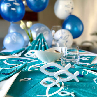 Deko Set für Taufe Kommunion Konfirmation Junge - Luftballons + Holz Fische + Servietten - blau weiß türkis